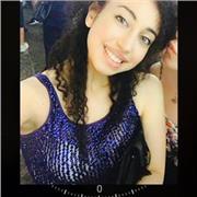 diplomata al liceo classico, laureanda in filosofia impartisce lezioni private per ragazzi di scuole: elementari, medie e superiori